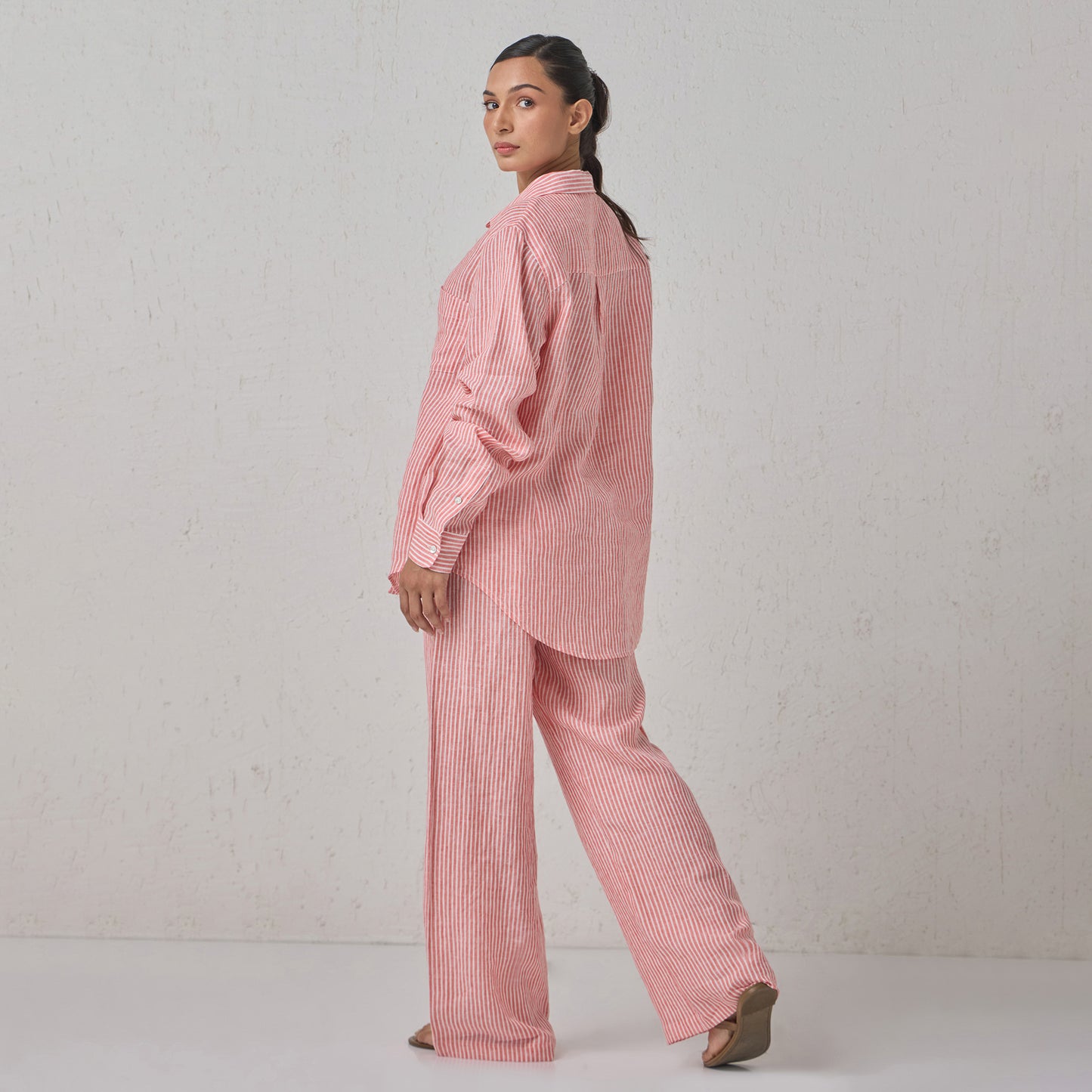 The Boyfriend Linen Shirt Red & White