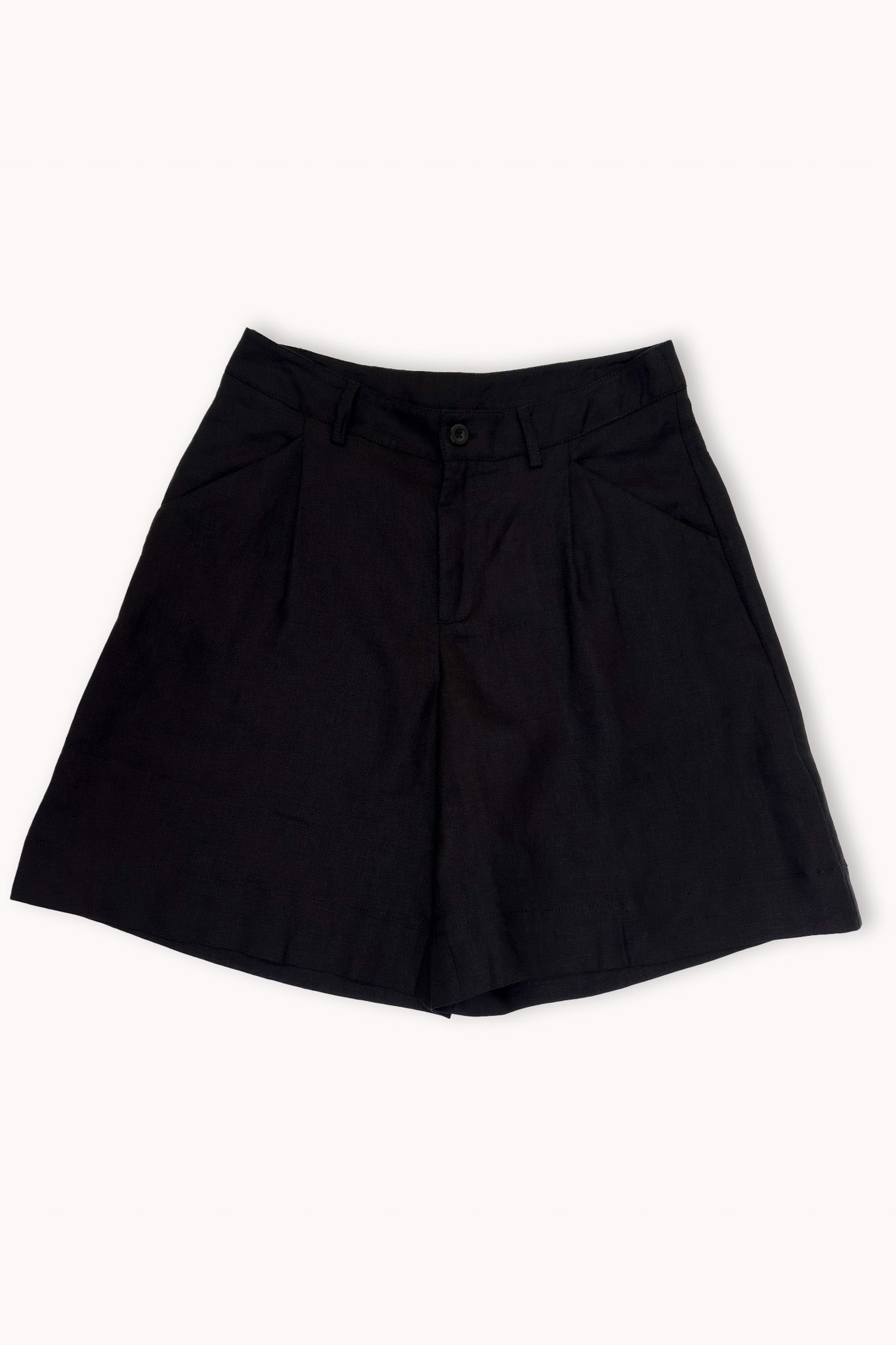 Black Tailored Linen Short