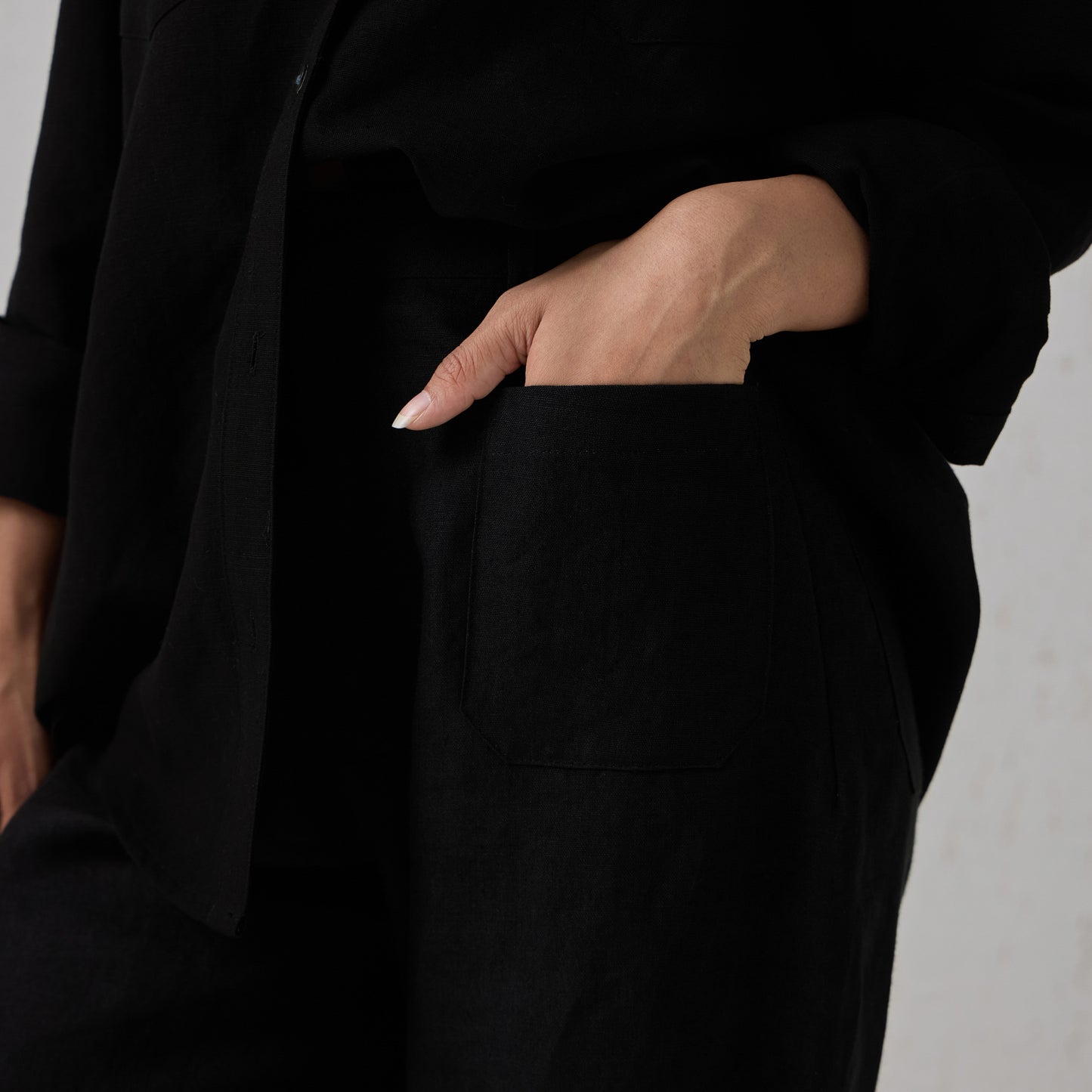 The Classic Linen Pants Black