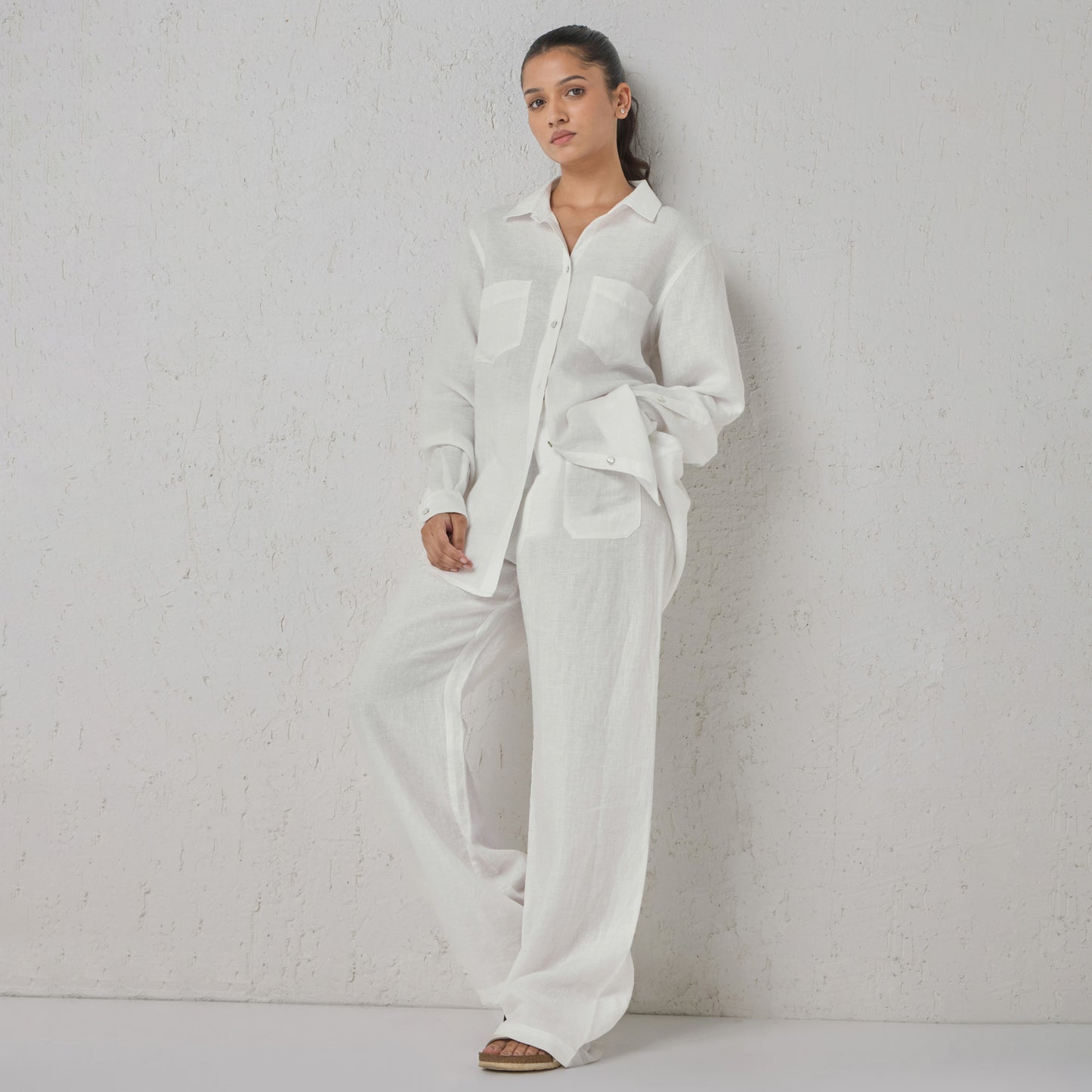 The Classic Linen Pants White