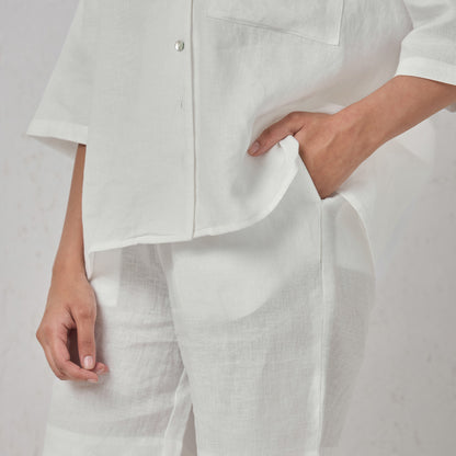 The Classic Tailored Linen Bermuda Shorts White