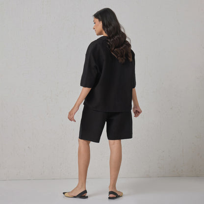 The Boxy Linen Shirt Black